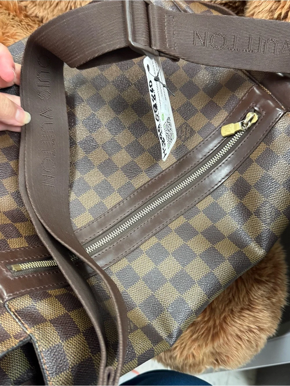 Louis Vuitton Damier Ebene Messenger Bag with COA